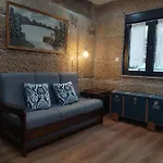 Casa Mucha - Res Do Chao E Andar Дом отдыха *