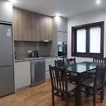 Casa Mucha - Res Do Chao E Andar Дом отдыха