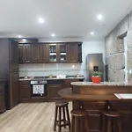 Casa Mucha - Res Do Chao E Andar Дом отдыха