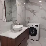 Casa Mucha - Res Do Chao E Andar Дом отдыха