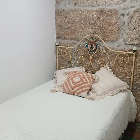 Casa Mucha - Res Do Chao E Andar بيت للعطل