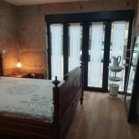 Casa Mucha - Res Do Chao E Andar * Arco de Baulhe