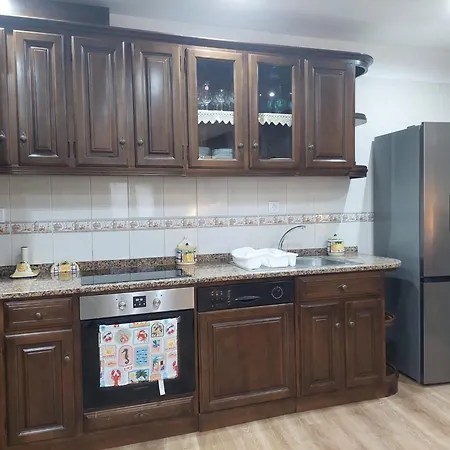 Casa Mucha - Res Do Chao E Andar * Arco de Baulhe