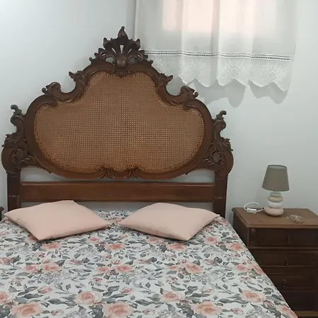 Casa Mucha - Res Do Chao E Andar * Arco de Baulhe