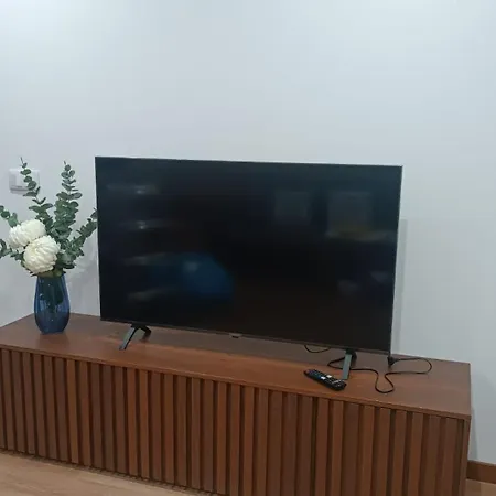 Casa Mucha - Res Do Chao E Andar Arco de Baulhe