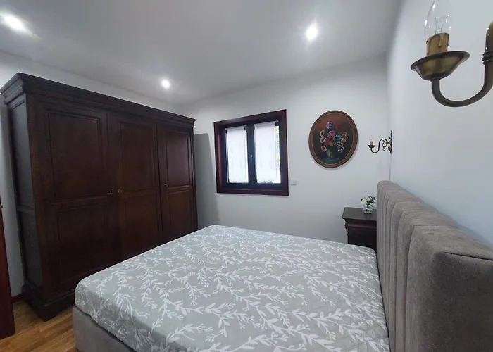 Casa Mucha - Res Do Chao E Andar