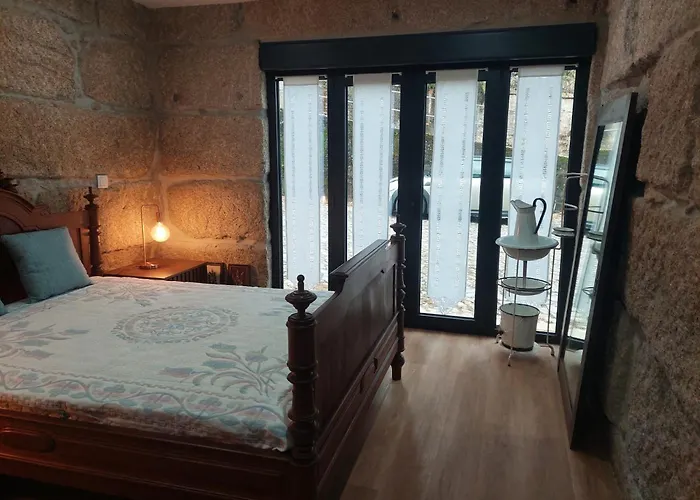 Casa Mucha - Res Do Chao E Andar * Arco de Baúlhe