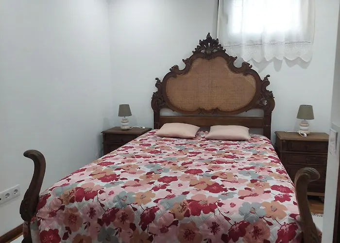 Casa Mucha - Res Do Chao E Andar Nyaraló Arco de Baúlhe