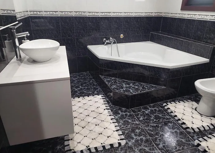 Casa Mucha - Res Do Chao E Andar 펜션 Arco de Baulhe