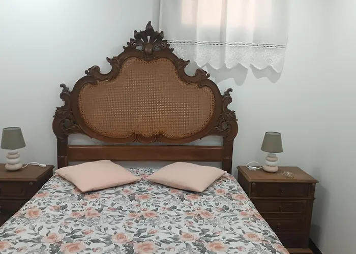 Casa Mucha - Res Do Chao E Andar * Arco de Baulhe