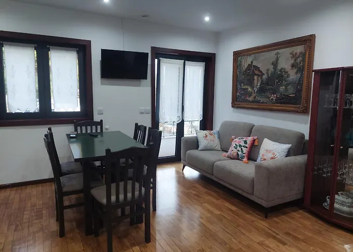 Casa Mucha - Res Do Chao E Andar